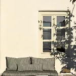 Hotel Santa Irini Retreat *
