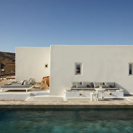 Отель Santa Irini Retreat