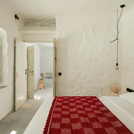 Отель Santa Irini Retreat