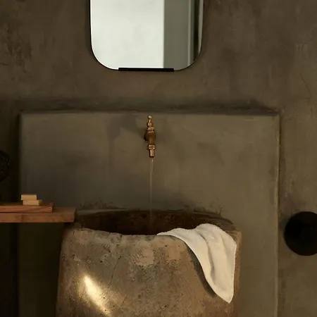 Отель Santa Irini Retreat Тирасия