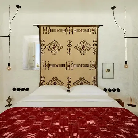 Отель Santa Irini Retreat *