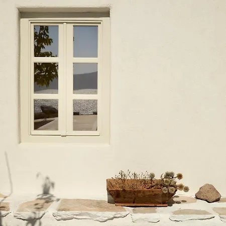 Santa Irini Retreat Отель Тирасия