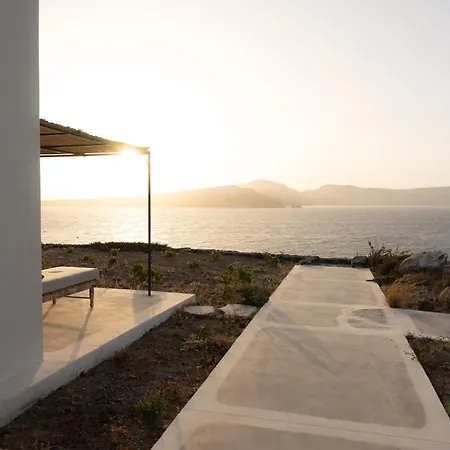 Santa Irini Retreat Отель Тирасия