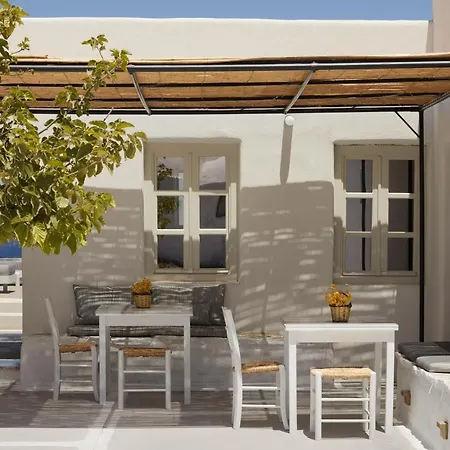 Santa Irini Retreat Thirasia