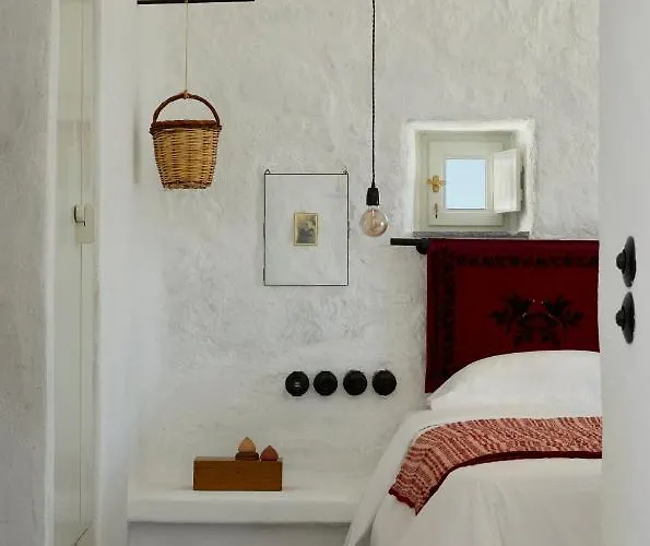 Santa Irini Retreat Hotel