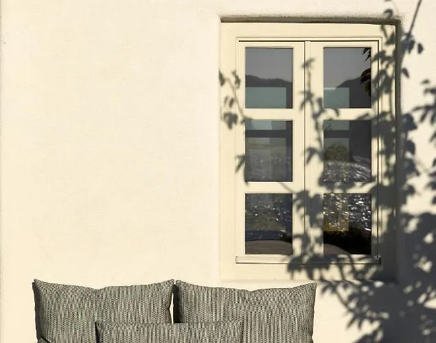 Hotel Santa Irini Retreat *