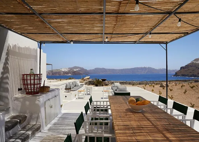 Santa Irini Retreat Thirasia