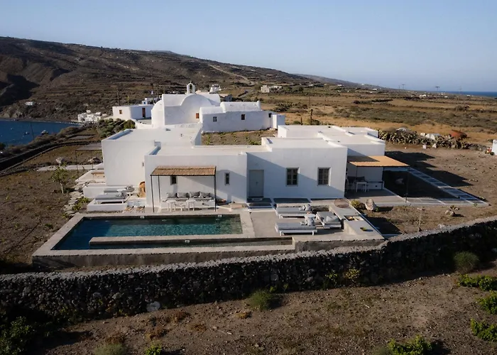 Santa Irini Retreat * Thirasia