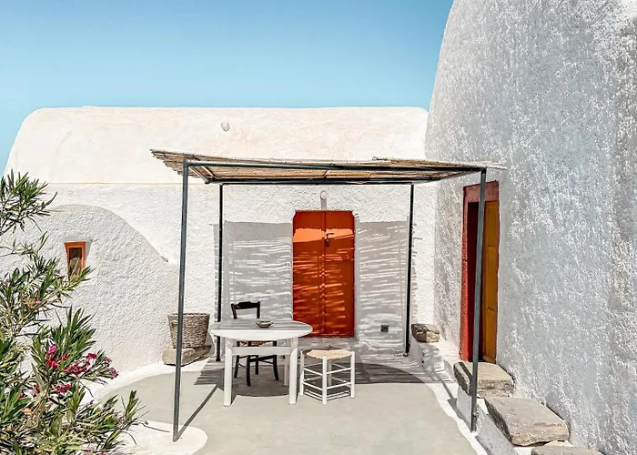 Santa Irini Retreat Hotel *